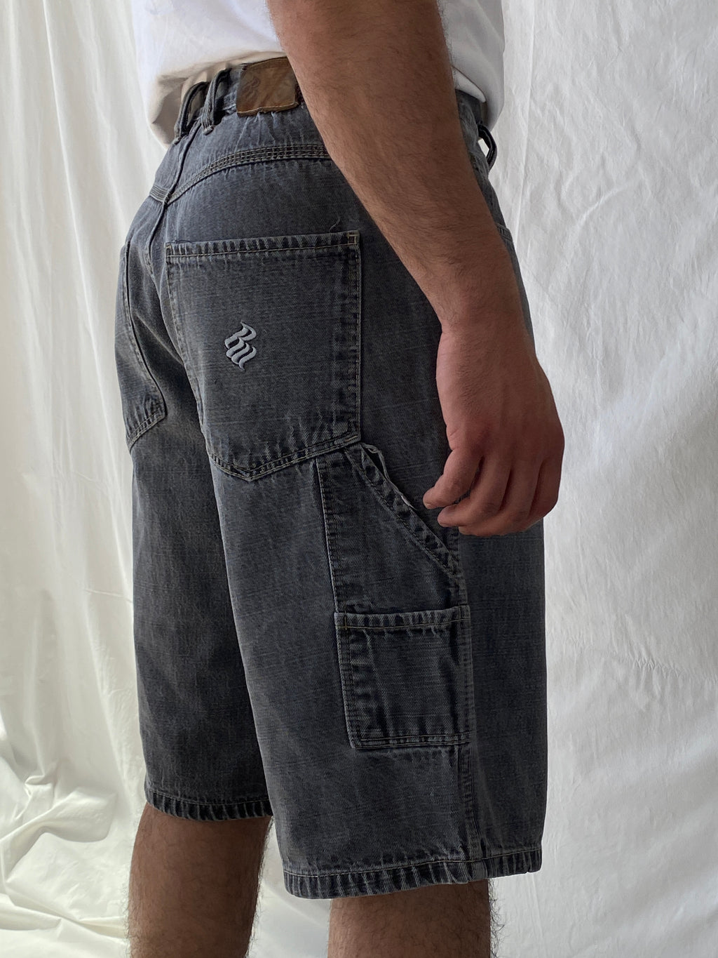 Y2K ROCAWEAR Washed Black Denim Shorts Streetwear Utility Gray Jorts
