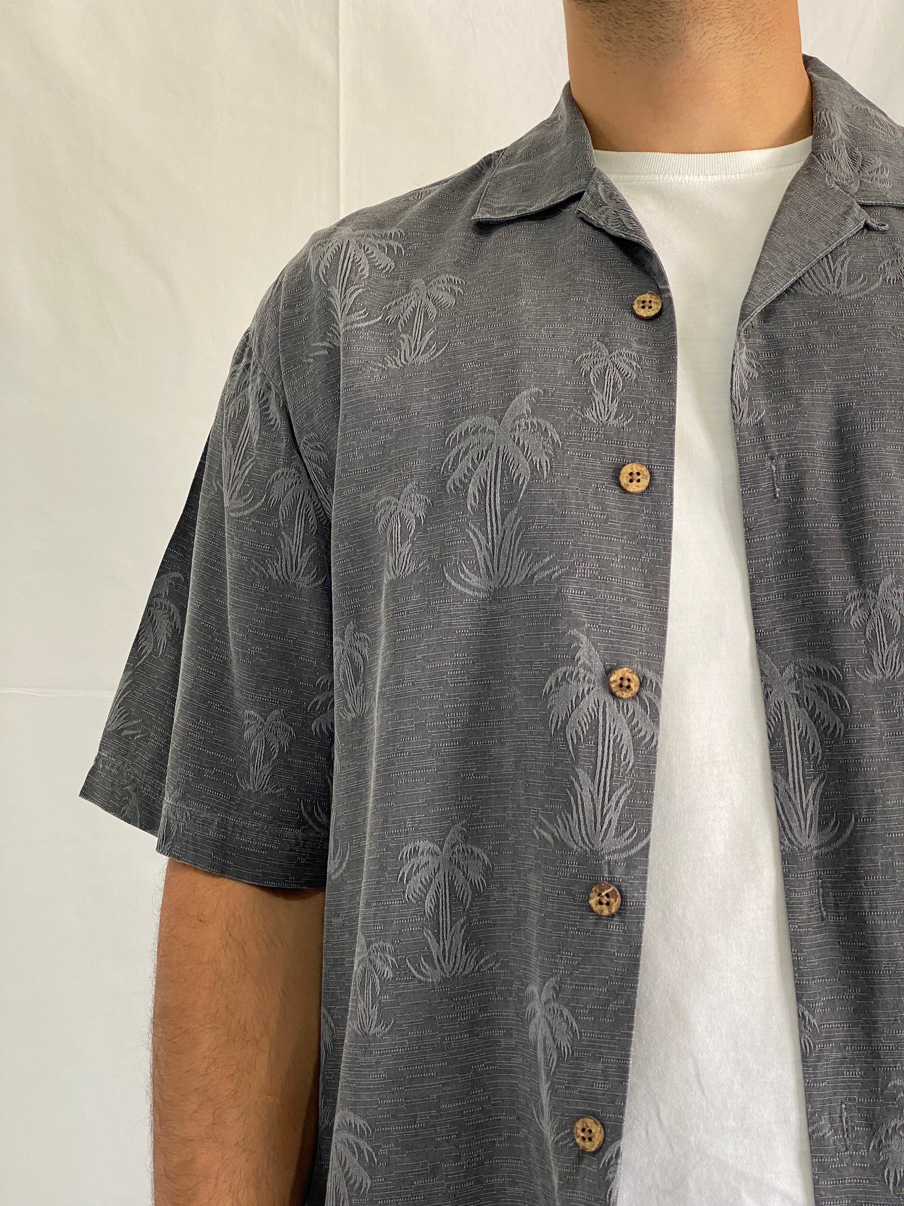 Tommy Bahama Charcoal Palm Tree Silk Men’s Button-Up Short Sleeve Shirt - M