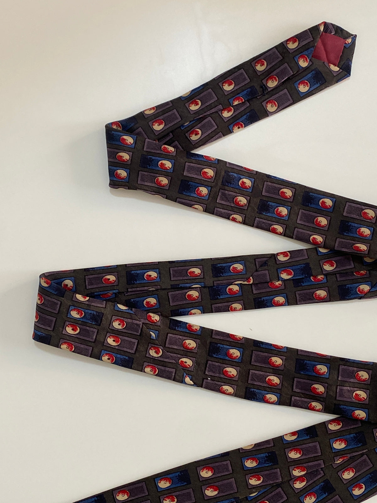 Vintage Lorenzo Serli Silk Tie - Novelty Microprint Faces | Purple / Red / Blue Vintage Lorenzo Serli Silk Tie - Novelty Microprint Faces | Purple / Red / Blue
