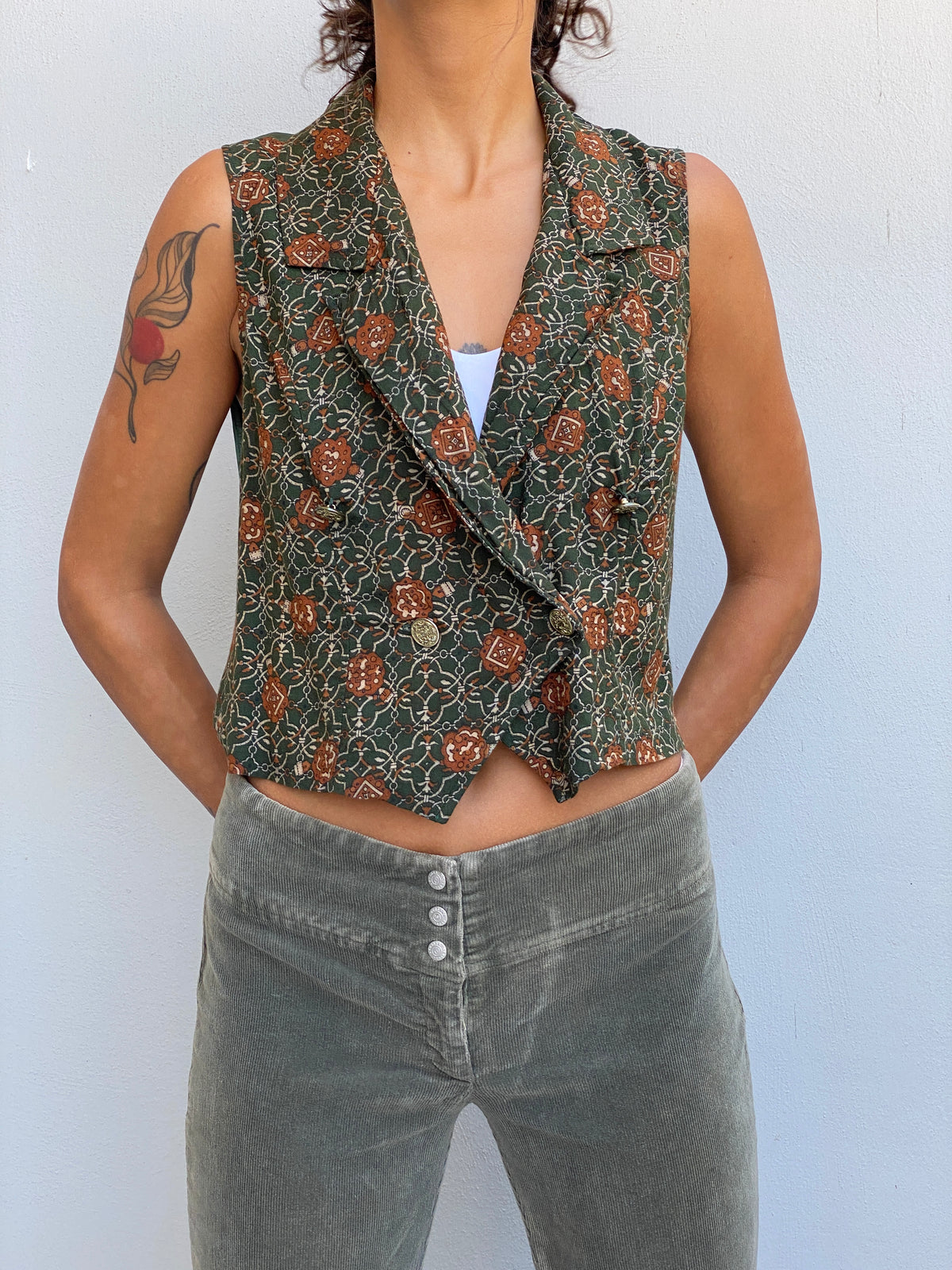Vintage Y2K David Benjamin Green Paisley Double Breasted Silk Style Waistcoat Vest - M Vintage Y2K David Benjamin Green Paisley Double Breasted Silk Style Waistcoat Vest - M