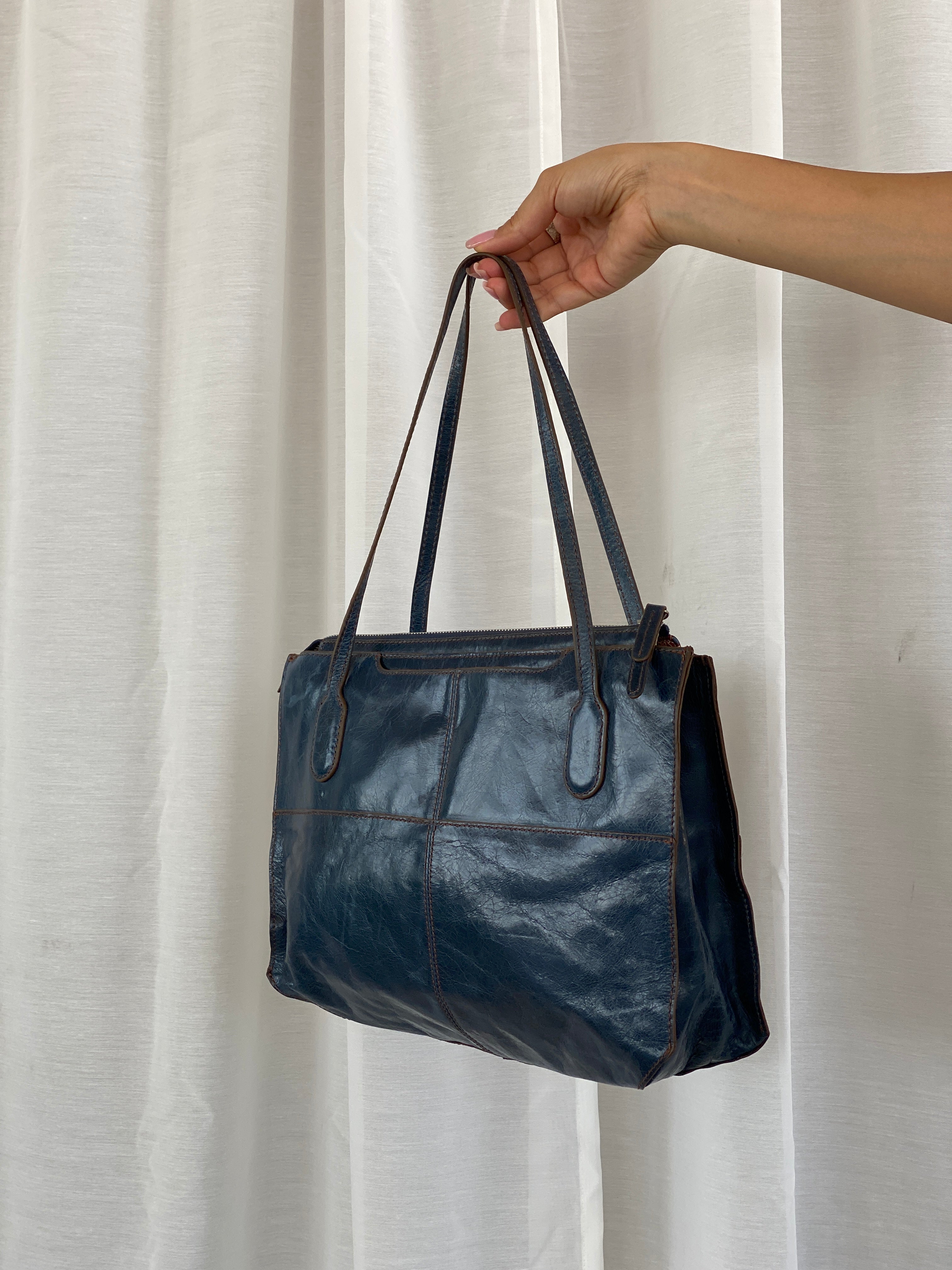 Vintage Hobo The Original Friar Genuine Leather Navy Shoulder Bag