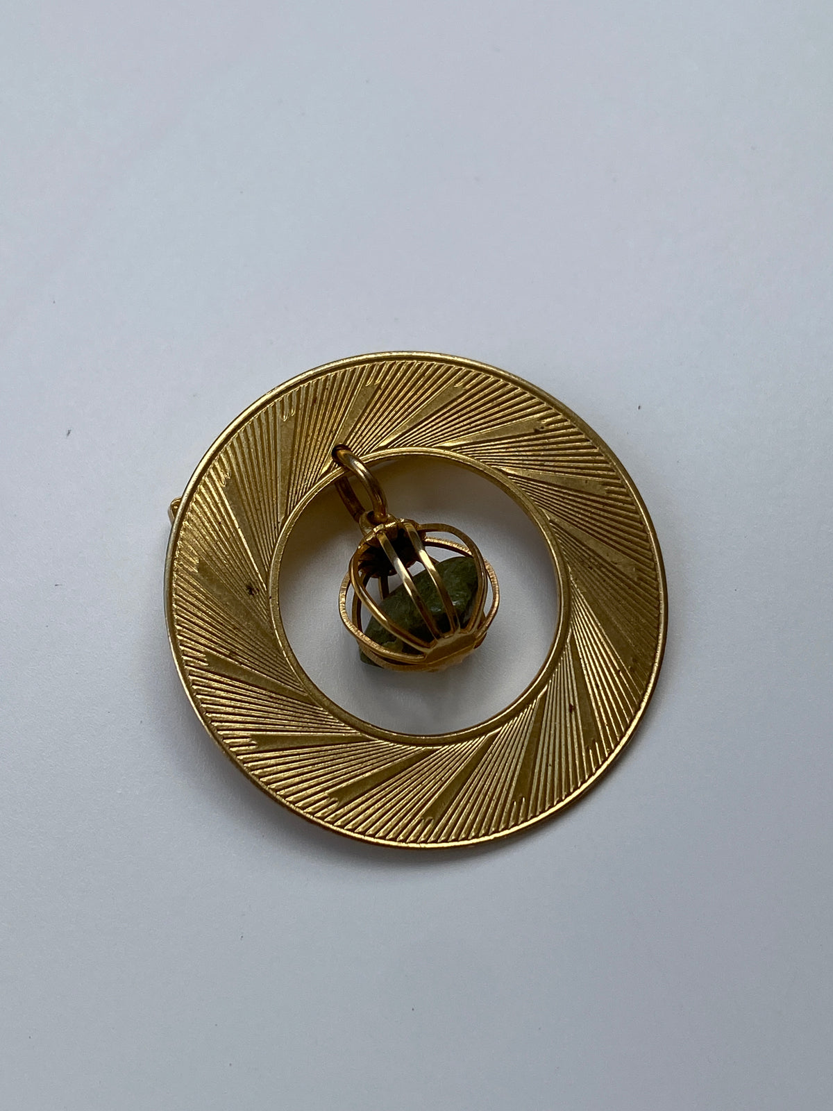 Vintage Gold Tone Geometric Brooch with Wire Wrapped Green Stone – Modernist Statement Pin Vintage Gold Tone Geometric Brooch with Wire Wrapped Green Stone – Modernist Statement Pin