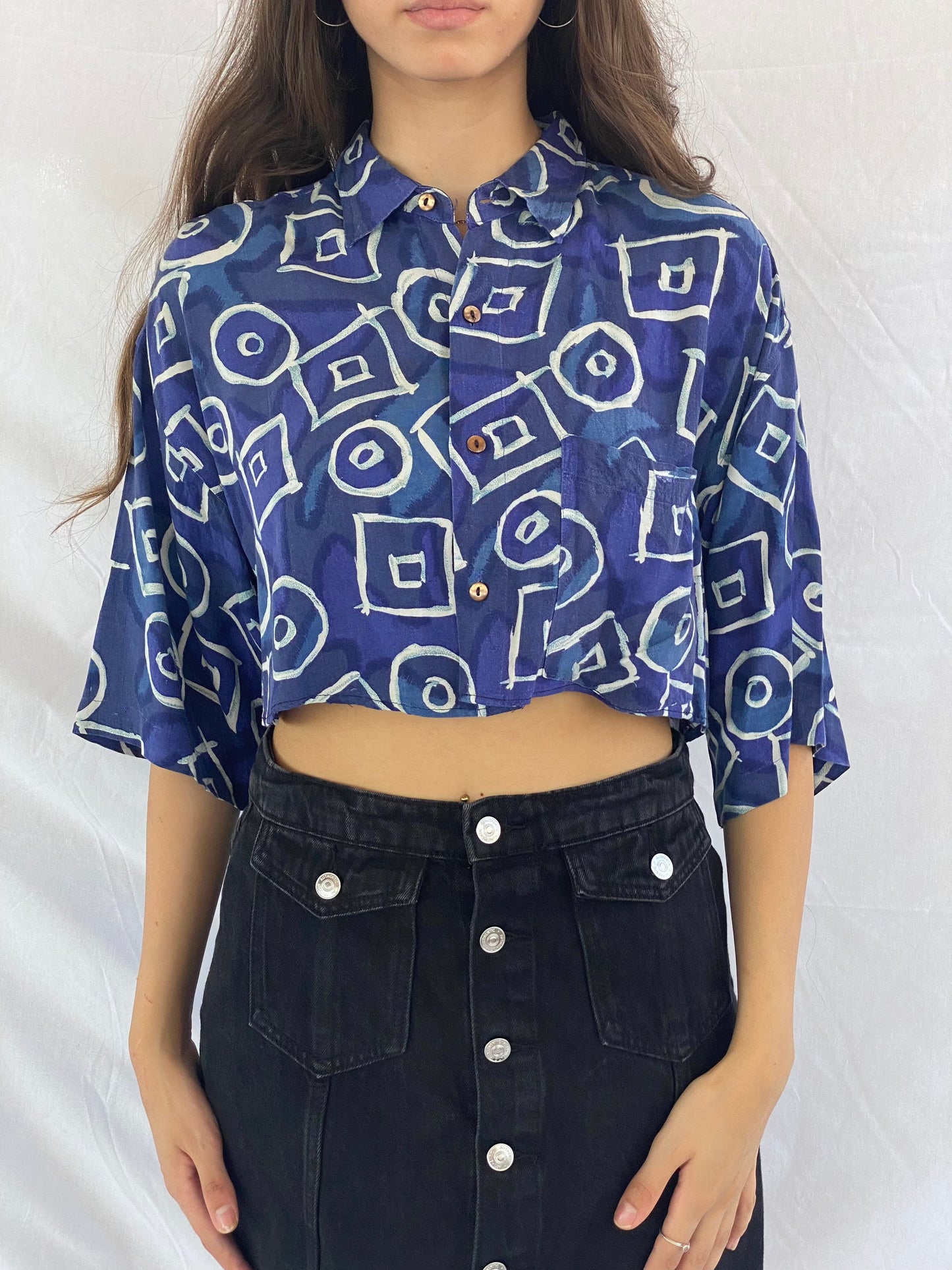 Vintage SHAH~SAFARI Reworked Cropped Shirt - Balagan Vintage Cropped Shirt 00s, 90s, crazy print, cropped Hawaiian shirt, Cropped shirt, half sleeve shirt, Hawaiian shirt, oversized shirt, prints, reworked shirt, shirt, shirts, Top, unisex shirts, vintage cropped shirt, women, women top, Y2K