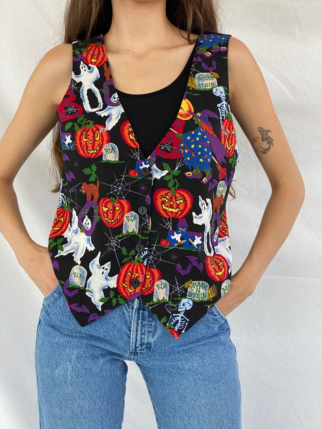 Basic Editions Halloween Vest - Balagan Vintage Vest 00s, 90s, outerwear, print, prints, streetwear, vest, vintage, women