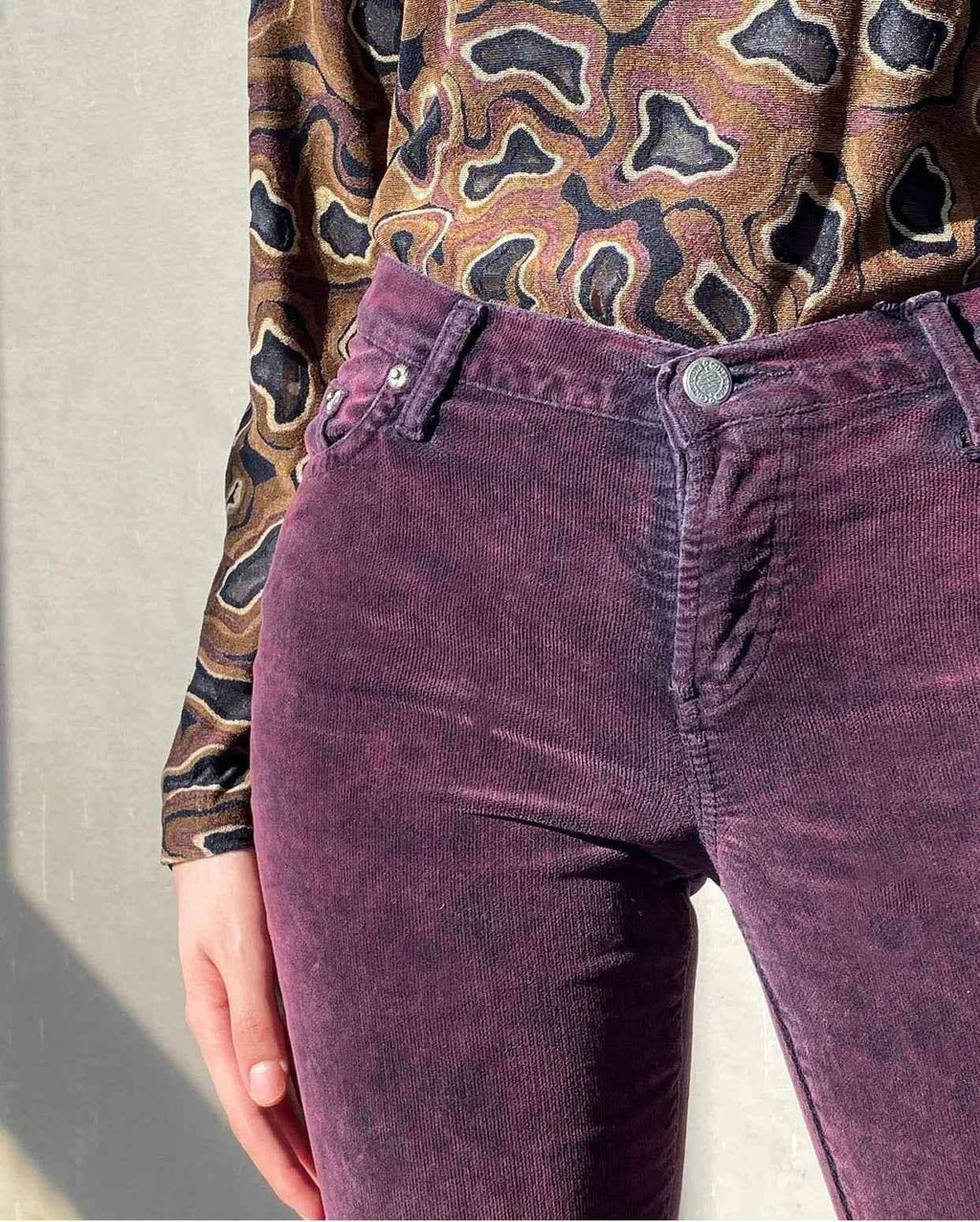 Vintage Cimarron Low Rise Flares - Balagan Vintage Corduroy Pants 00s, 90s, corduroy, corduroy pants, streetwear, vintage, vintage pants, winter, women