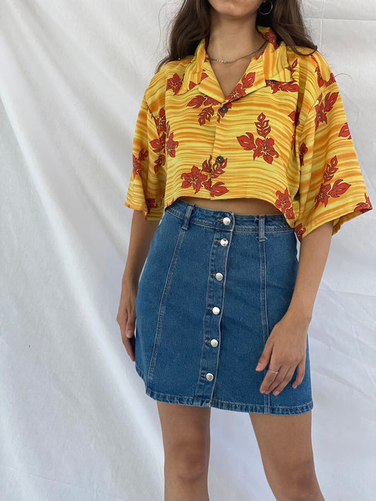 Vintage Pineapple Connections Cropped Hawaiian Print Shirt - Balagan Vintage Cropped Hawaiian Shirt crazy print, cropped Hawaiian shirt, Cropped shirt, festival wear, flower pattern, half sleeve shirt, Hawaiian shirt, printed shirt, reworked shirt, shirt, shirts, streetwear, summer, summer prints, techno, techno wear, Top, vintage, vintage cropped shirt, vintage prints, women, women shirt