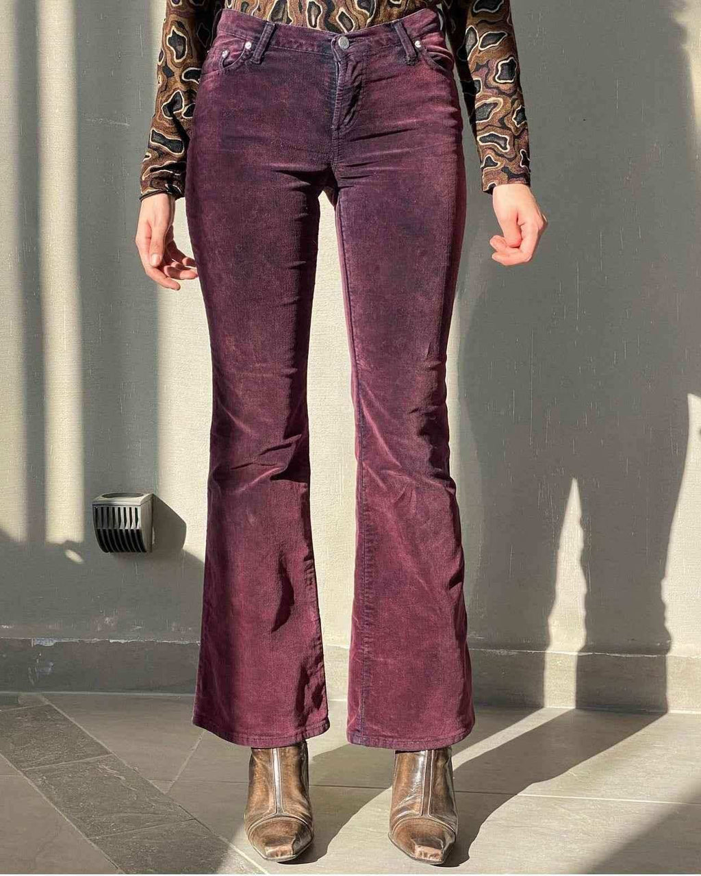 Vintage Cimarron Low Rise Flares - Balagan Vintage Corduroy Pants 00s, 90s, corduroy, corduroy pants, streetwear, vintage, vintage pants, winter, women