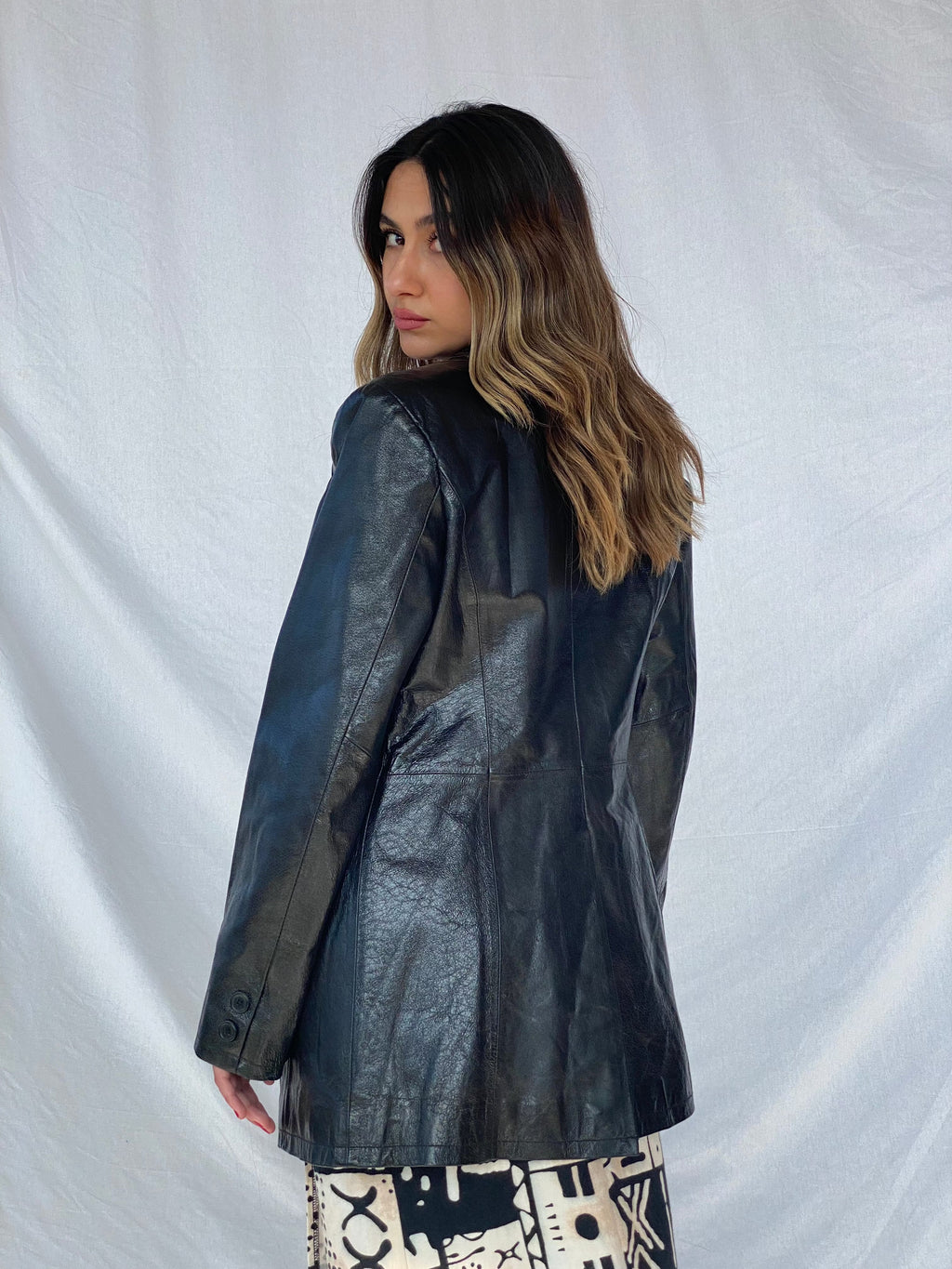 HENNES Collection Genuine Leather Jacket - Balagan Vintage Leather Jacket 90s, black leather, genuine leather, genuine leather jacket, leather, leather jacket, outerwear, vintage, vintage jacket