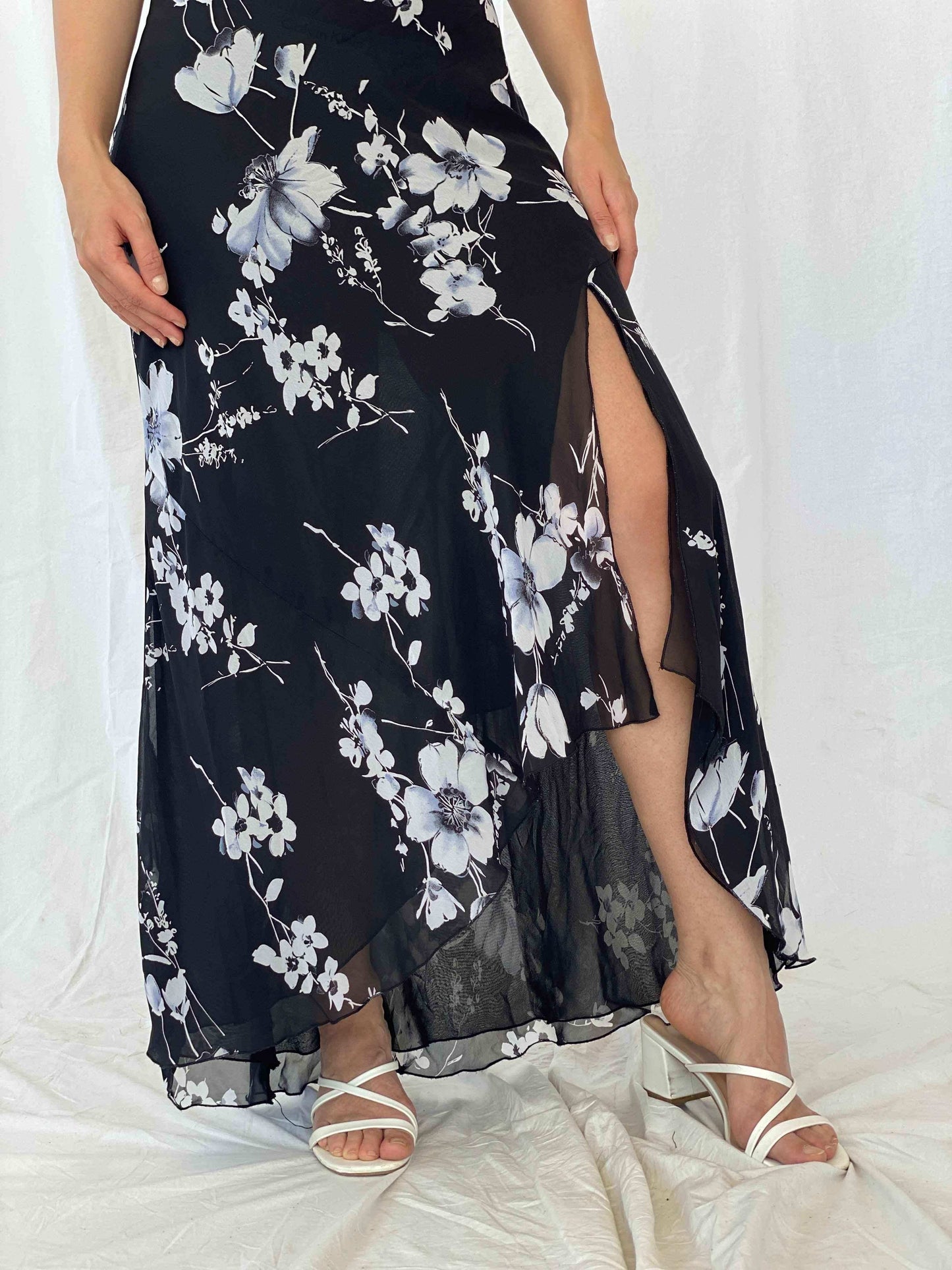 Vintage SYNDICATE Floral Gown - Balagan Vintage Evening Dress 90s dress, Batoul, black dress, floral, floral dress, formal, formal dress