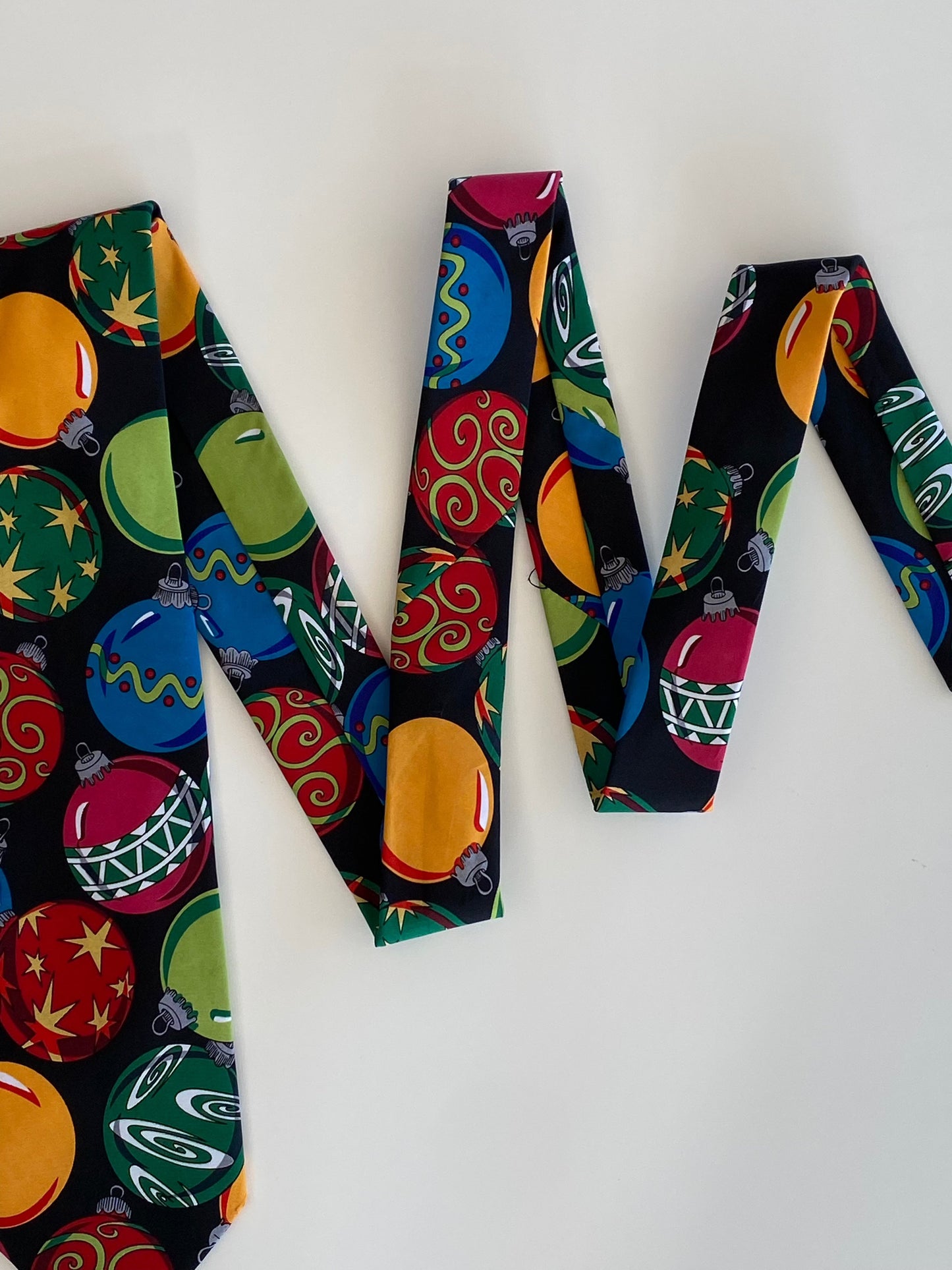 Vintage Handmade Christmas Tie - Balagan Vintage Ties 00s, 90s, Christmas, printed tie, tie, vintage, vintage tie